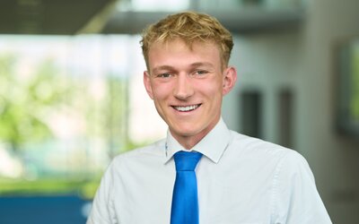 Portrait von Arvid Gastrock-May, Ansprechpartner für Kundenservice bei der EW Bus