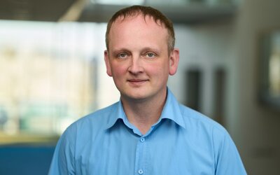 Portrait von Andreas Thiem, Fachbereichsleiter Betrieb bei der EW Energie