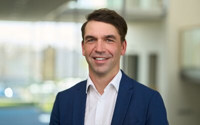 Portrait von Marcus Heinemann, Fachbereichsleiter für Wasser und Abwasser bei der EW Wasser