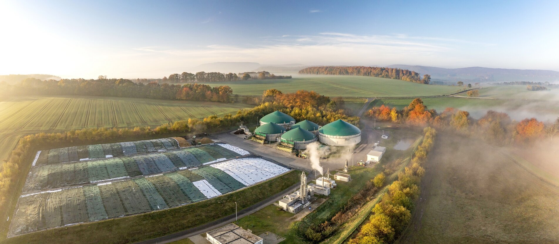 Luftaufnahme der Biogasanlage in Weißenborn-Lüderode
